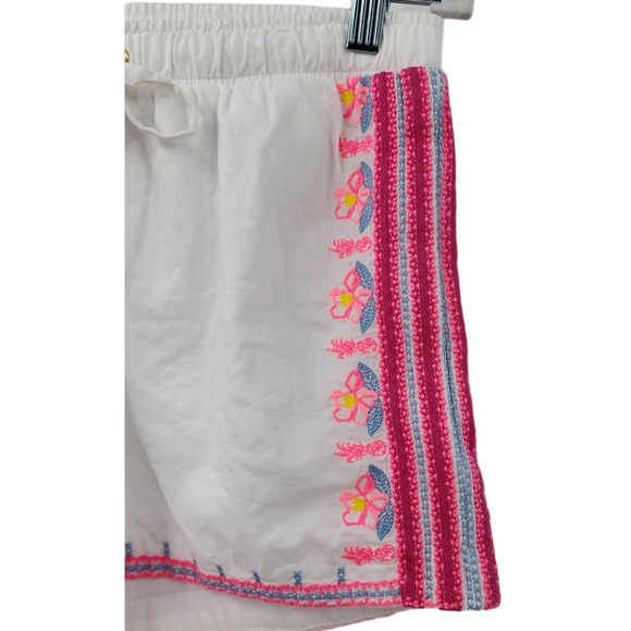 Women's‎ Lilly Pulitzer 5" Katia Embroidered Short | 001879 | Lilly Pulitzer - Picture 6 of 13